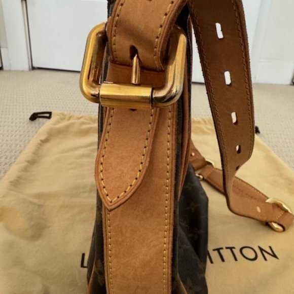 Louis Vuitton Tulum GM Monogram - Picture 7 of 12